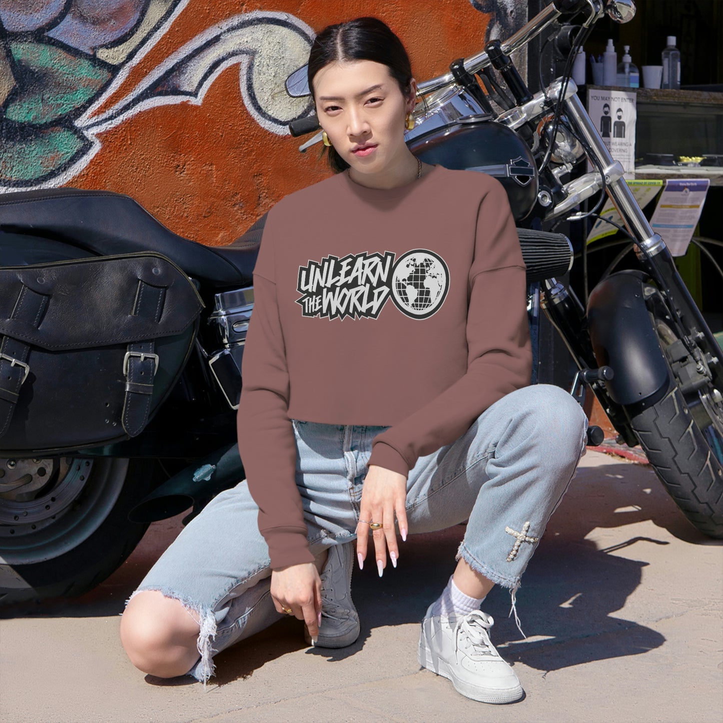 Unlearn The World - WM Crop Sweatshirt